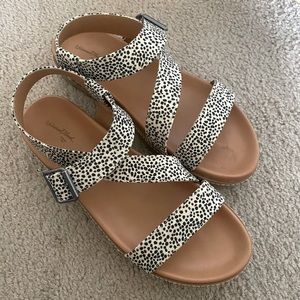⚡️ universal threads platform sandals ⚡️ SIZE 10 ⚡️
